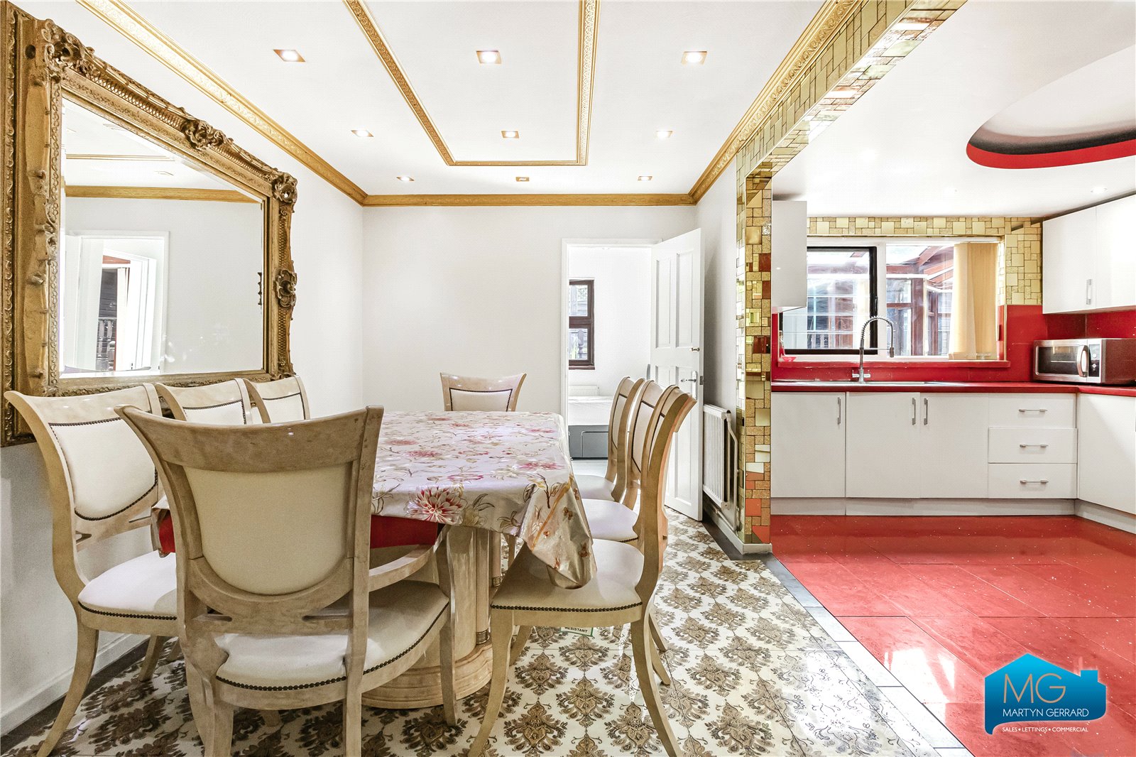 4 bedroom House to rent - Martyn Gerrard