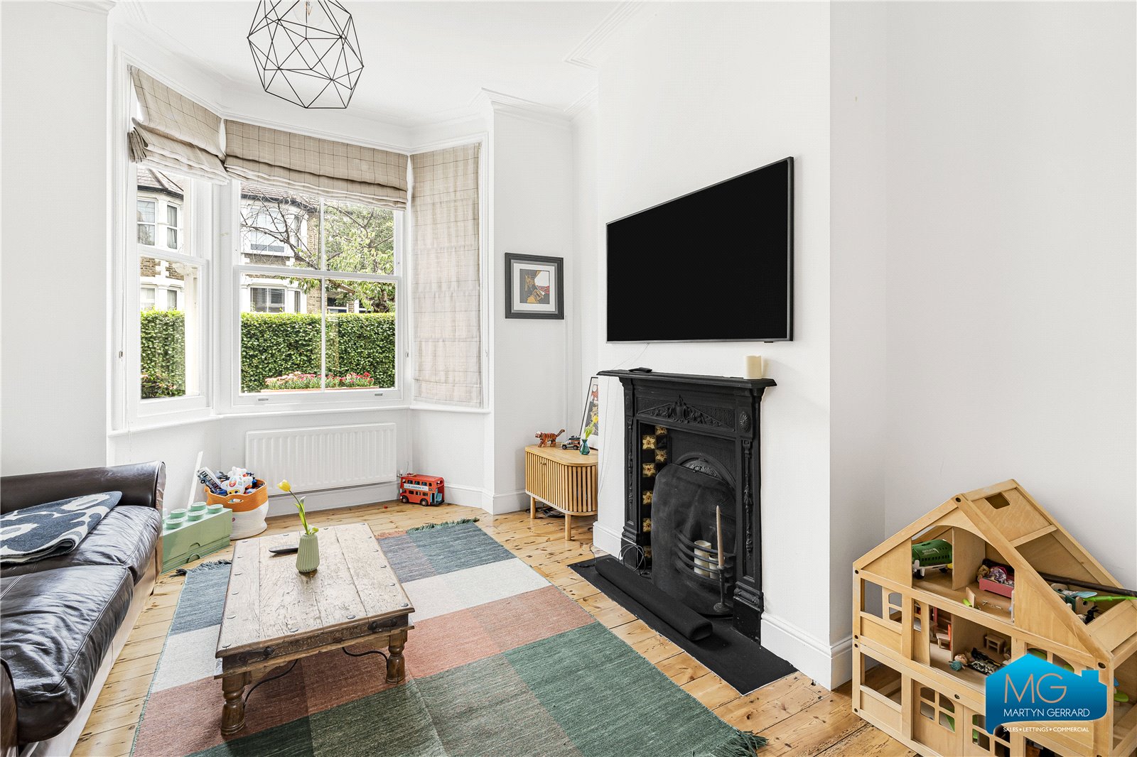 4 bedroom Terraced House to rent - Martyn Gerrard