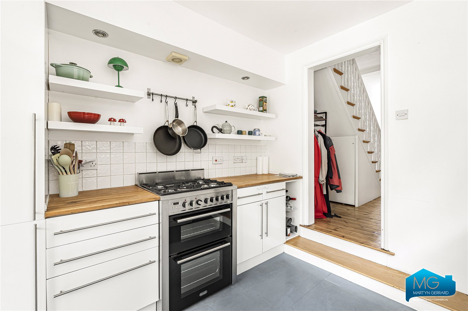 4 bedroom Terraced House to rent - Martyn Gerrard