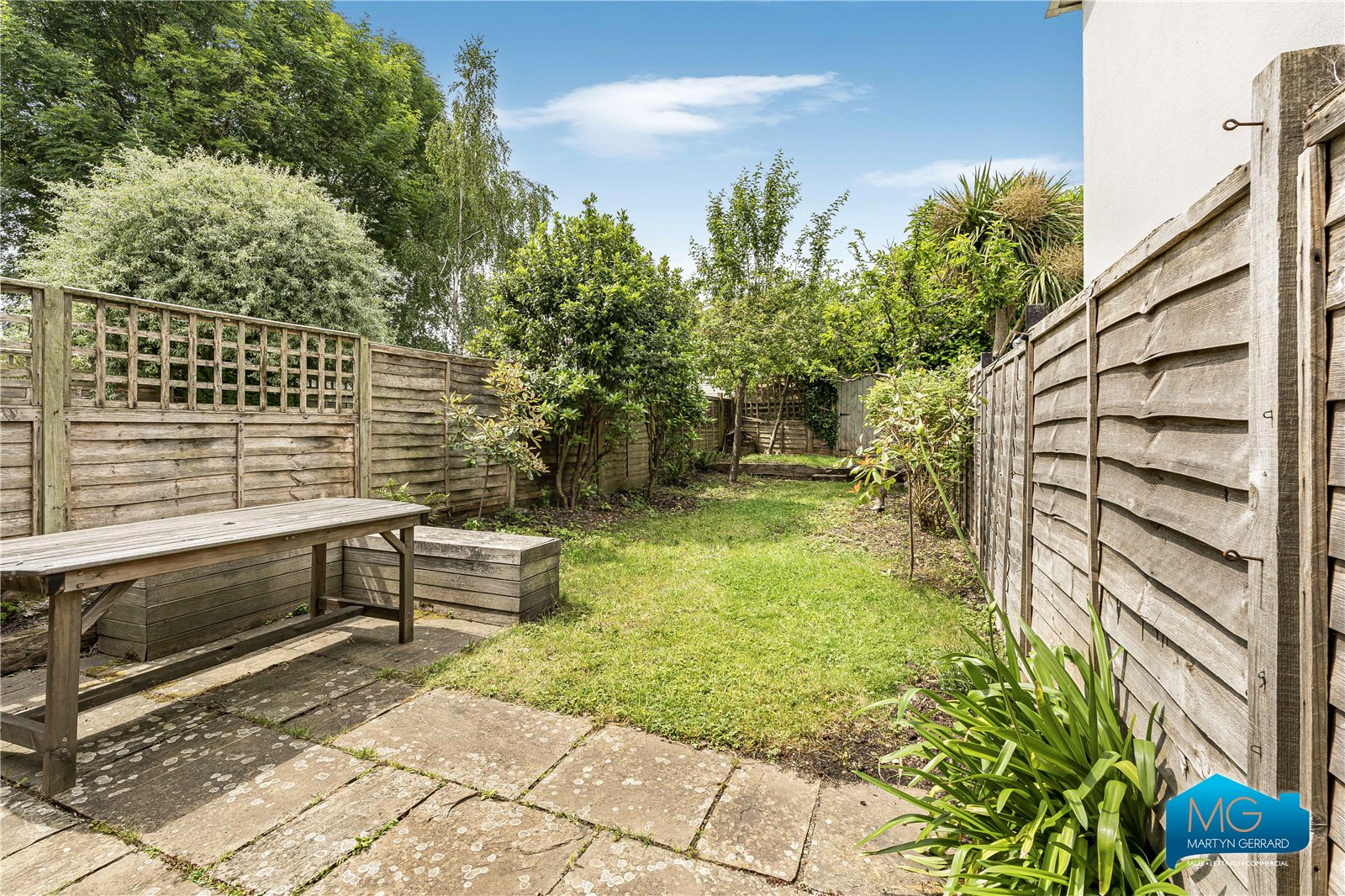 4 bedroom Terraced House to rent - Martyn Gerrard