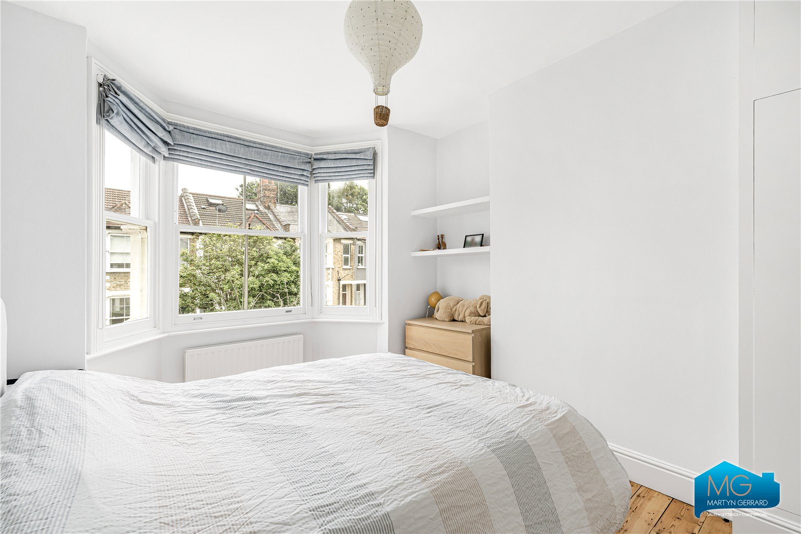 4 bedroom Terraced House to rent - Martyn Gerrard