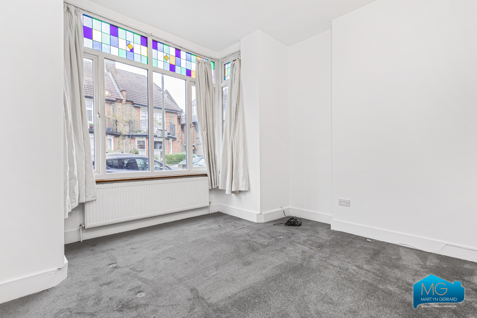 4 bedroom Terraced House to rent - Martyn Gerrard
