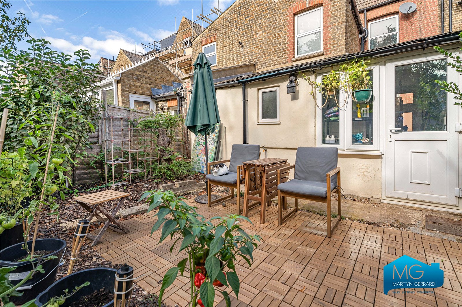 4 bedroom Terraced House to rent - Martyn Gerrard