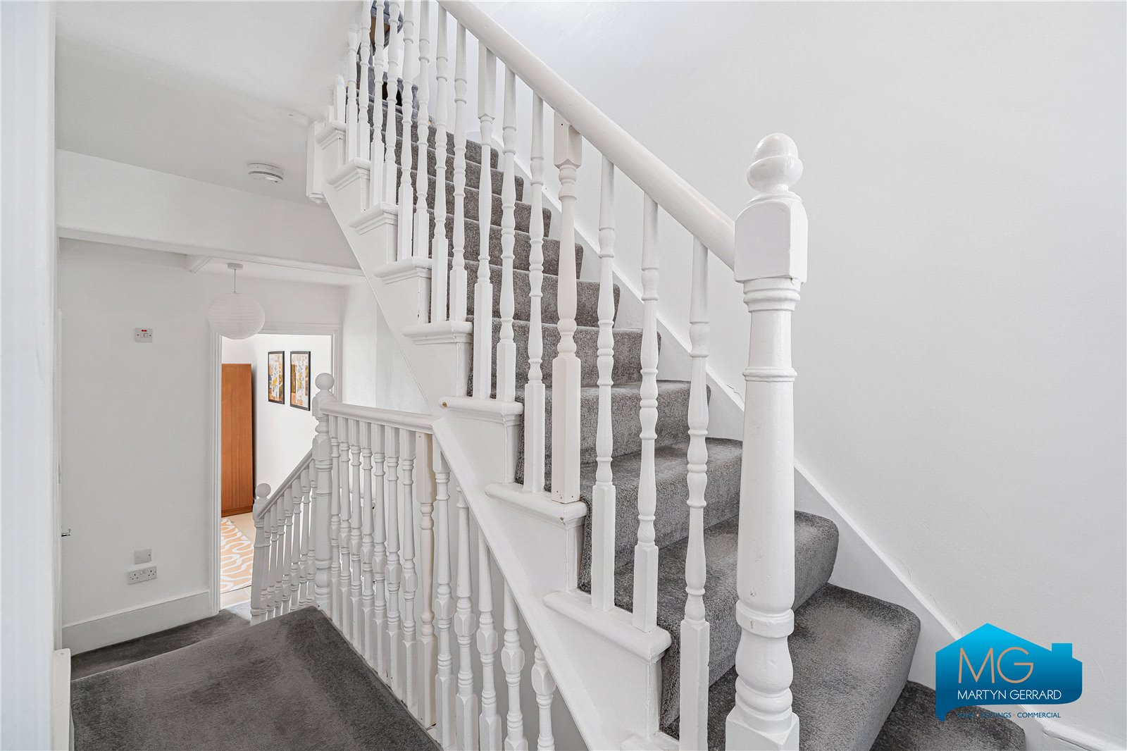 4 bedroom Terraced House to rent - Martyn Gerrard