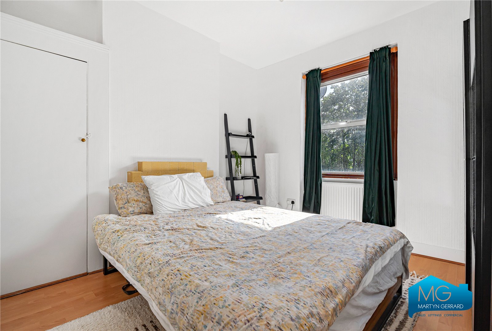 4 bedroom Terraced House to rent - Martyn Gerrard