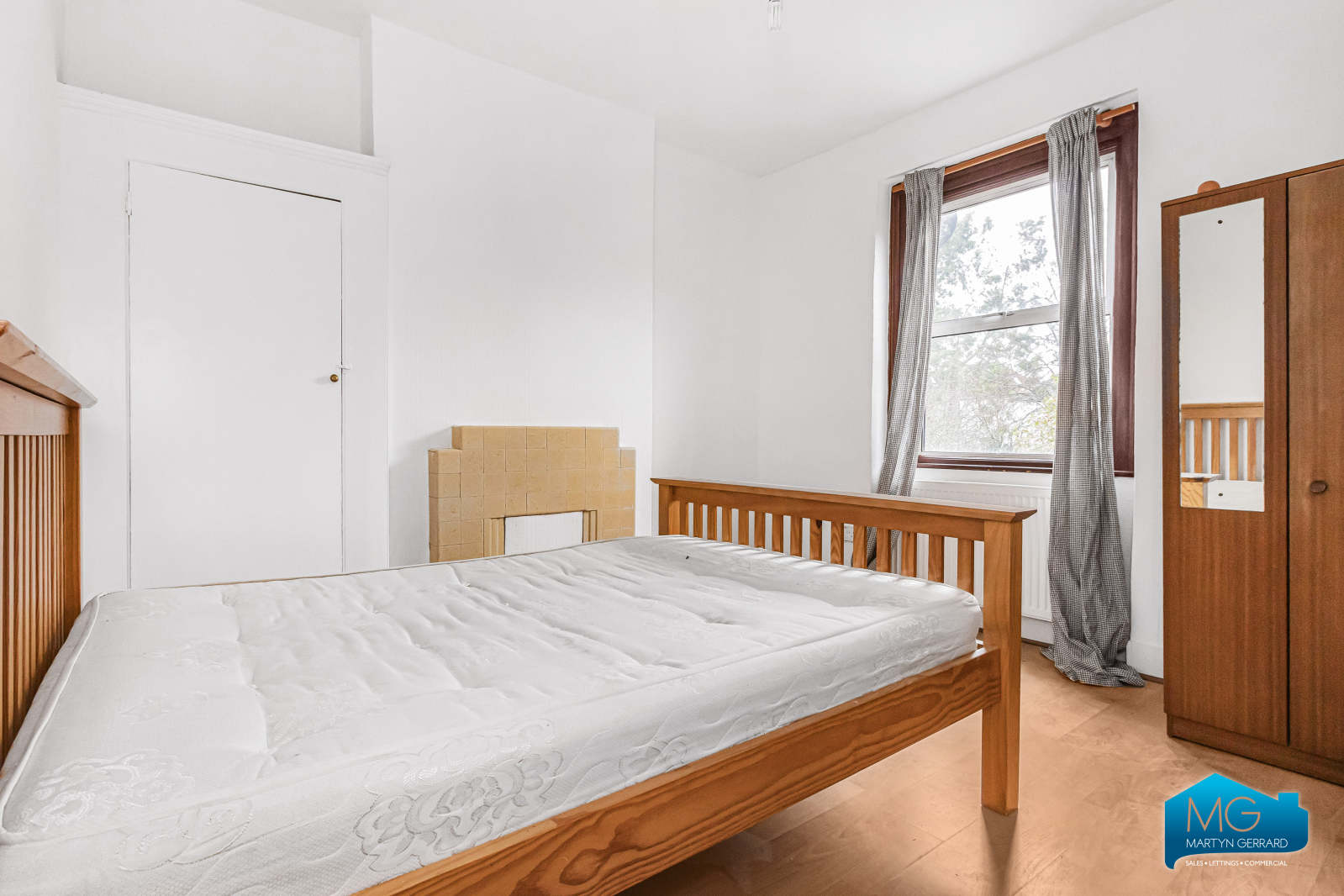 4 bedroom Terraced House to rent - Martyn Gerrard