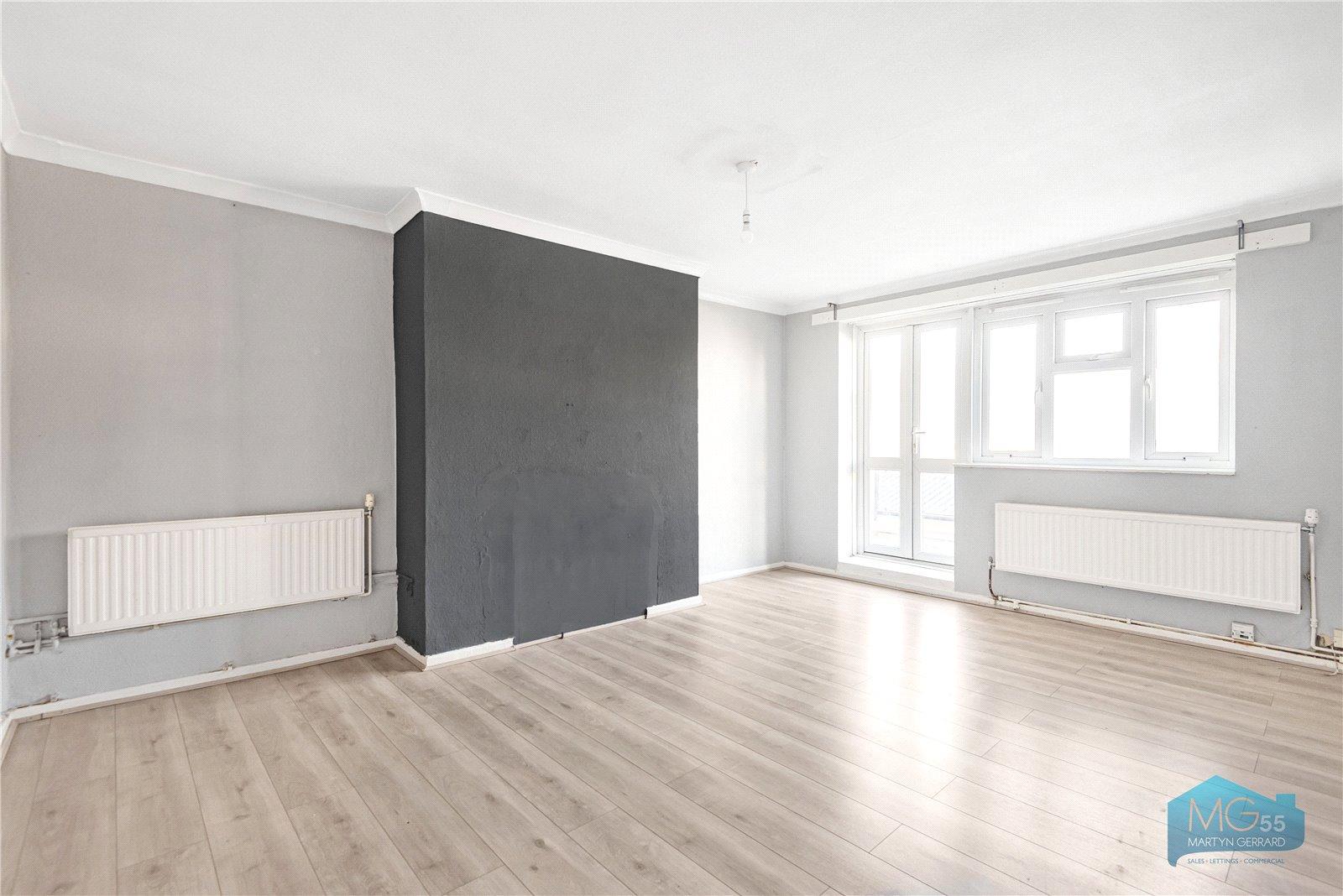 3 bedroom Apartment to rent - Martyn Gerrard