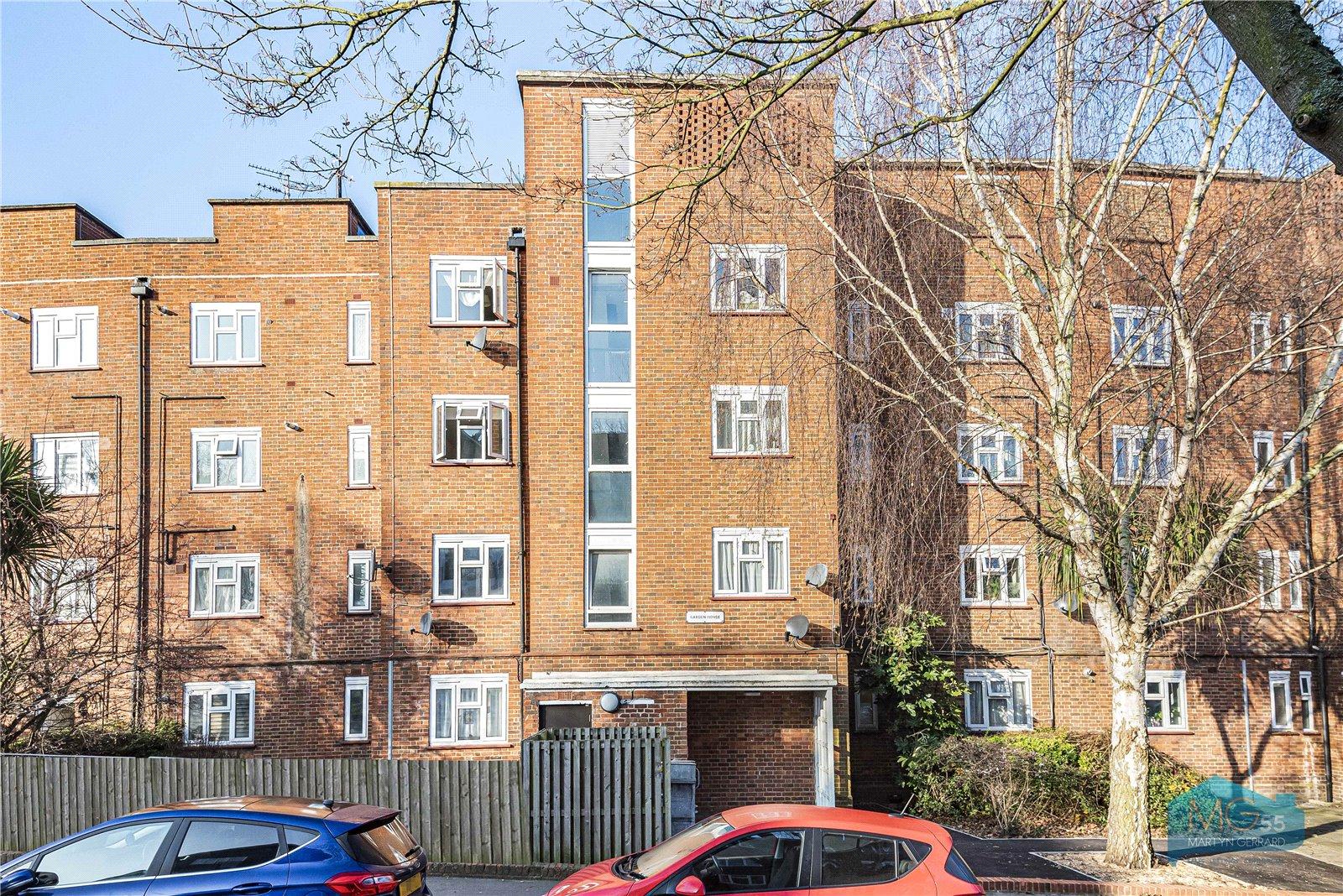 3 bedroom Apartment to rent - Martyn Gerrard