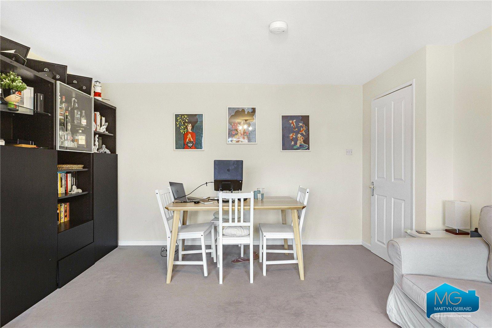 2 bedroom Maisonette to rent - Martyn Gerrard