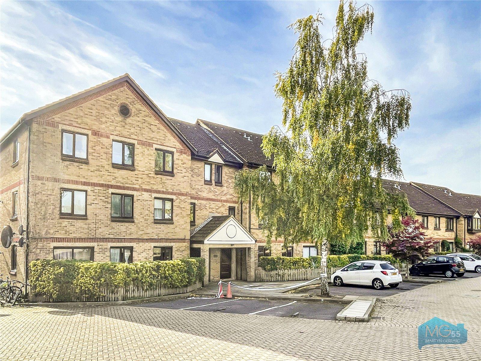 1 bedroom Ground Floor Flat to rent - Martyn Gerrard
