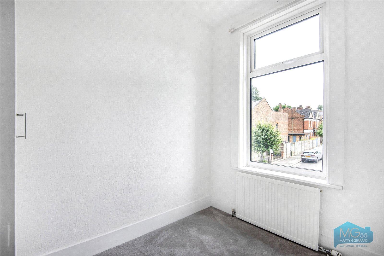 3 bedroom Maisonette to rent - Martyn Gerrard