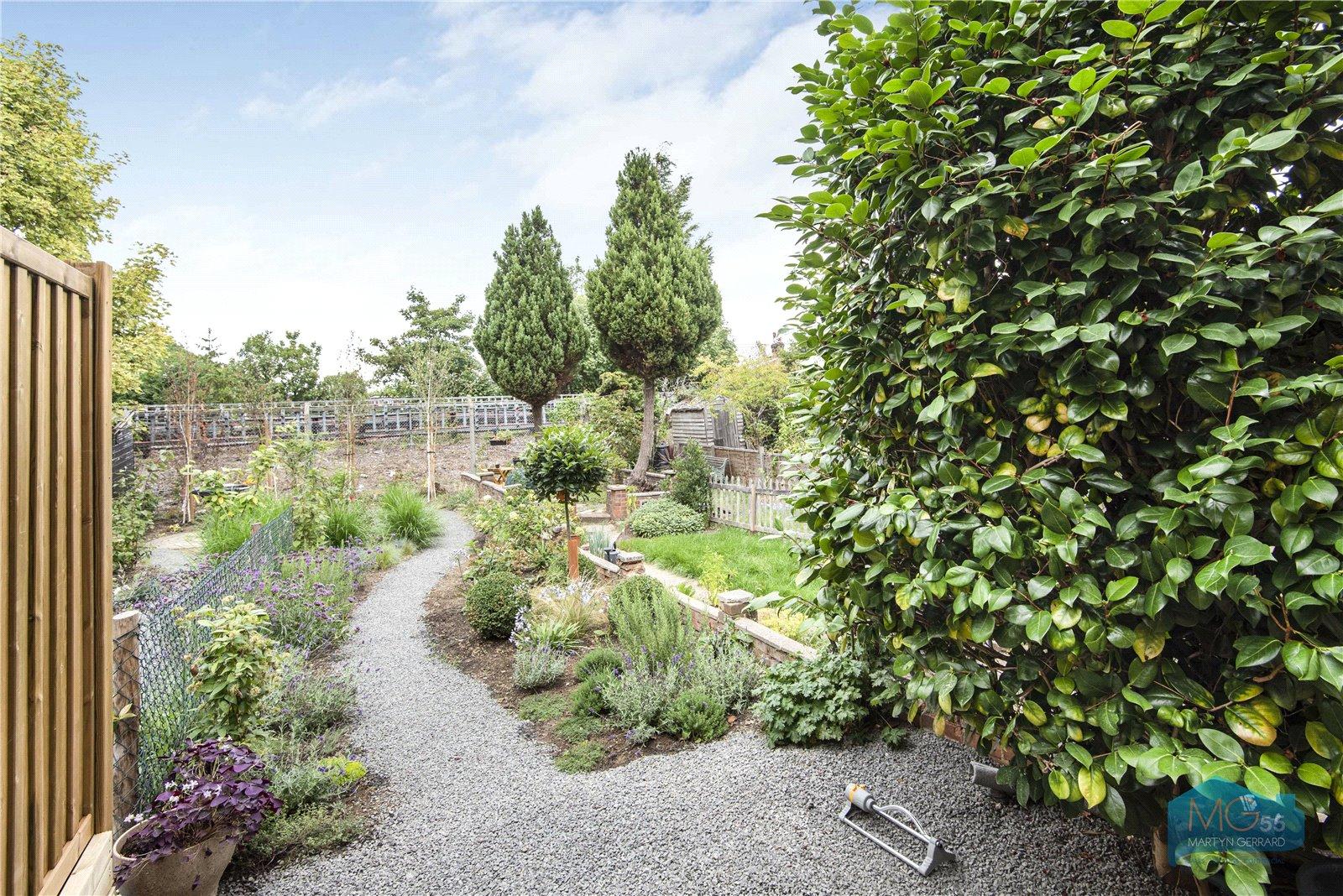 3 bedroom Maisonette to rent - Martyn Gerrard
