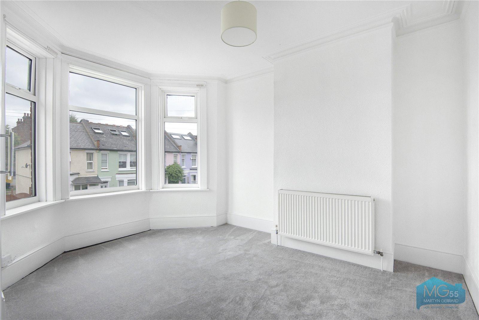 3 bedroom Maisonette to rent - Martyn Gerrard