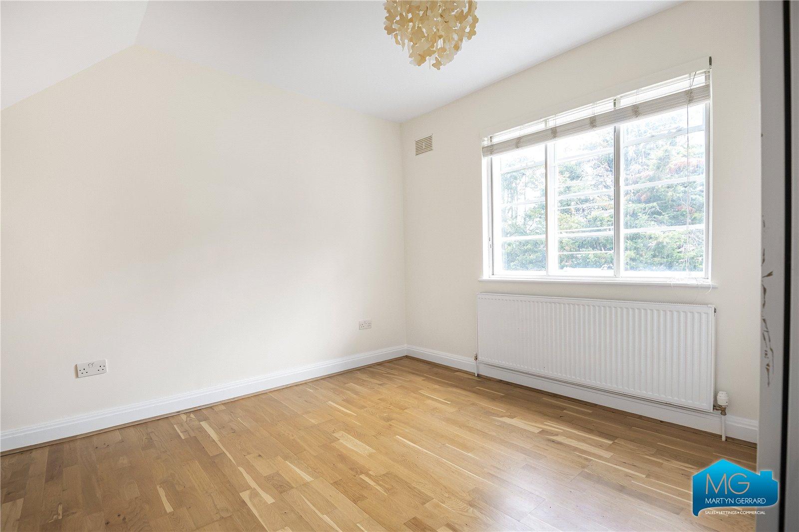 5 bedroom Semi-Detached House to rent - Martyn Gerrard