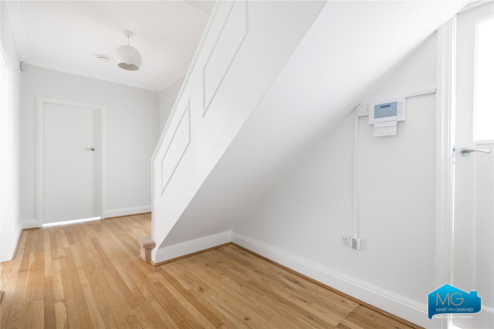 5 bedroom Semi-Detached House to rent - Martyn Gerrard