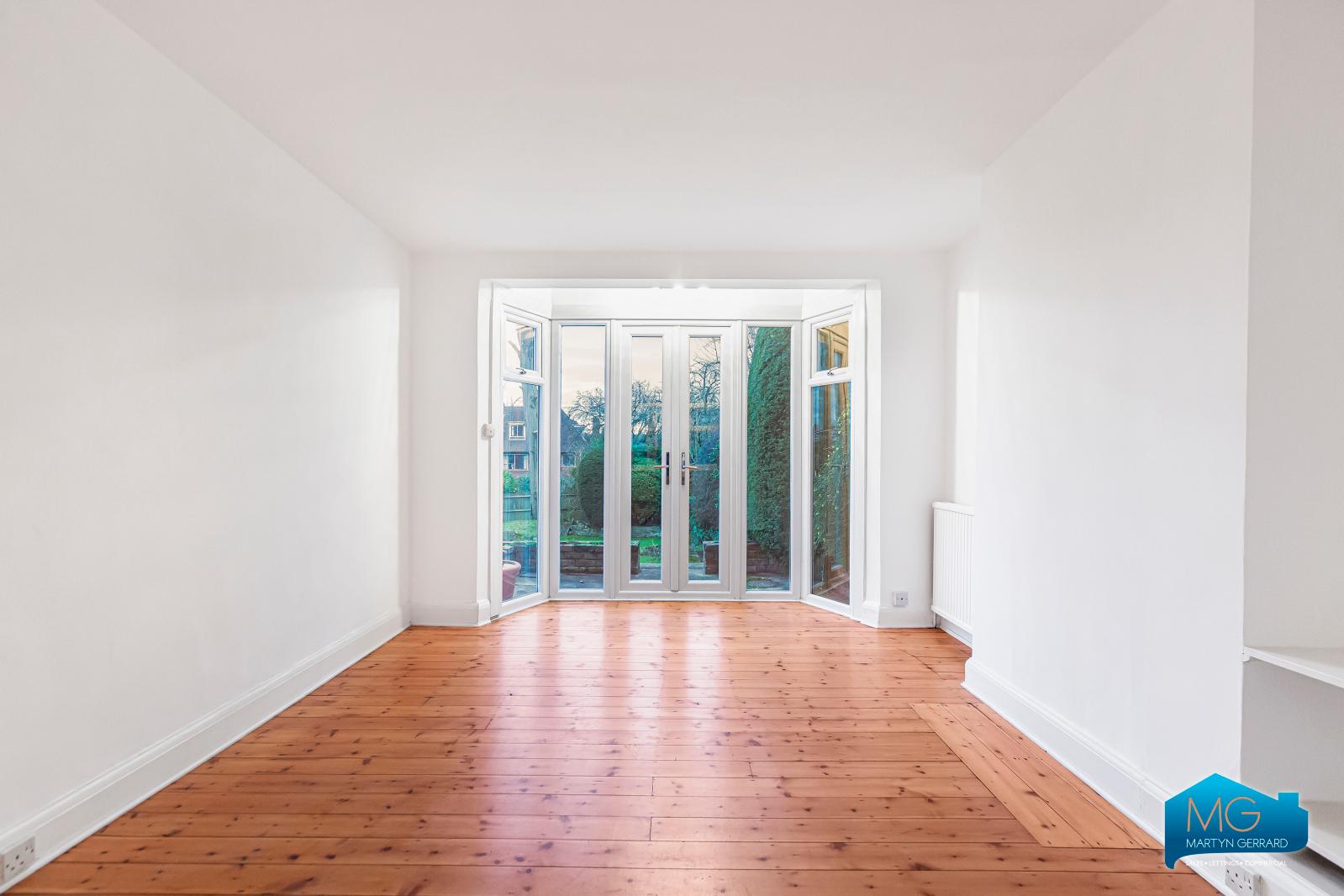 3 bedroom Semi-Detached House to rent - Martyn Gerrard