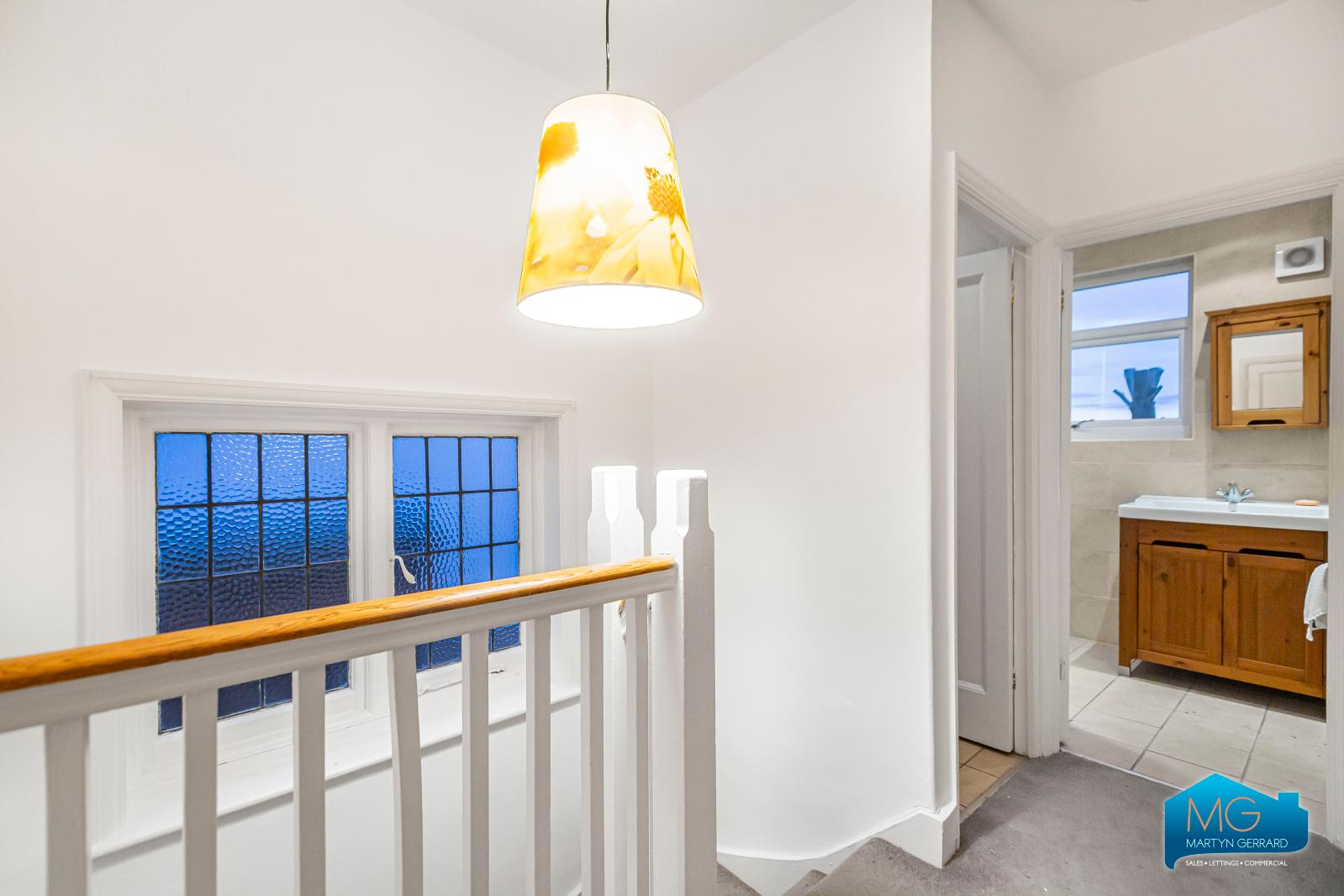 3 bedroom Semi-Detached House to rent - Martyn Gerrard