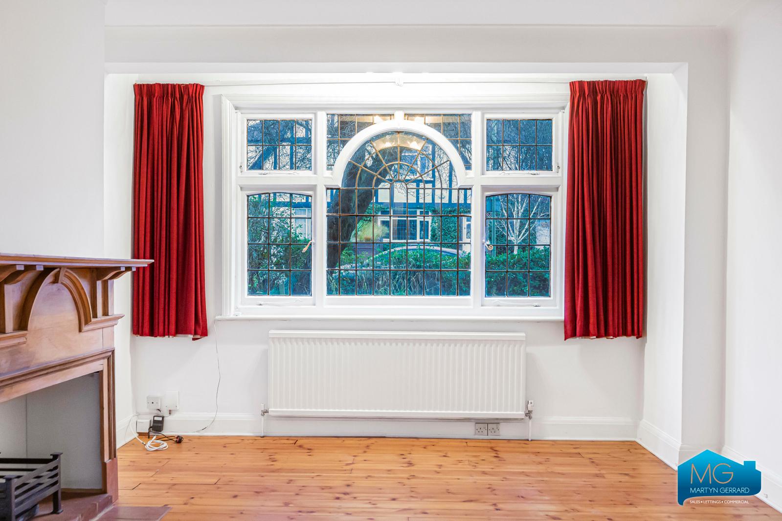3 bedroom Semi-Detached House to rent - Martyn Gerrard