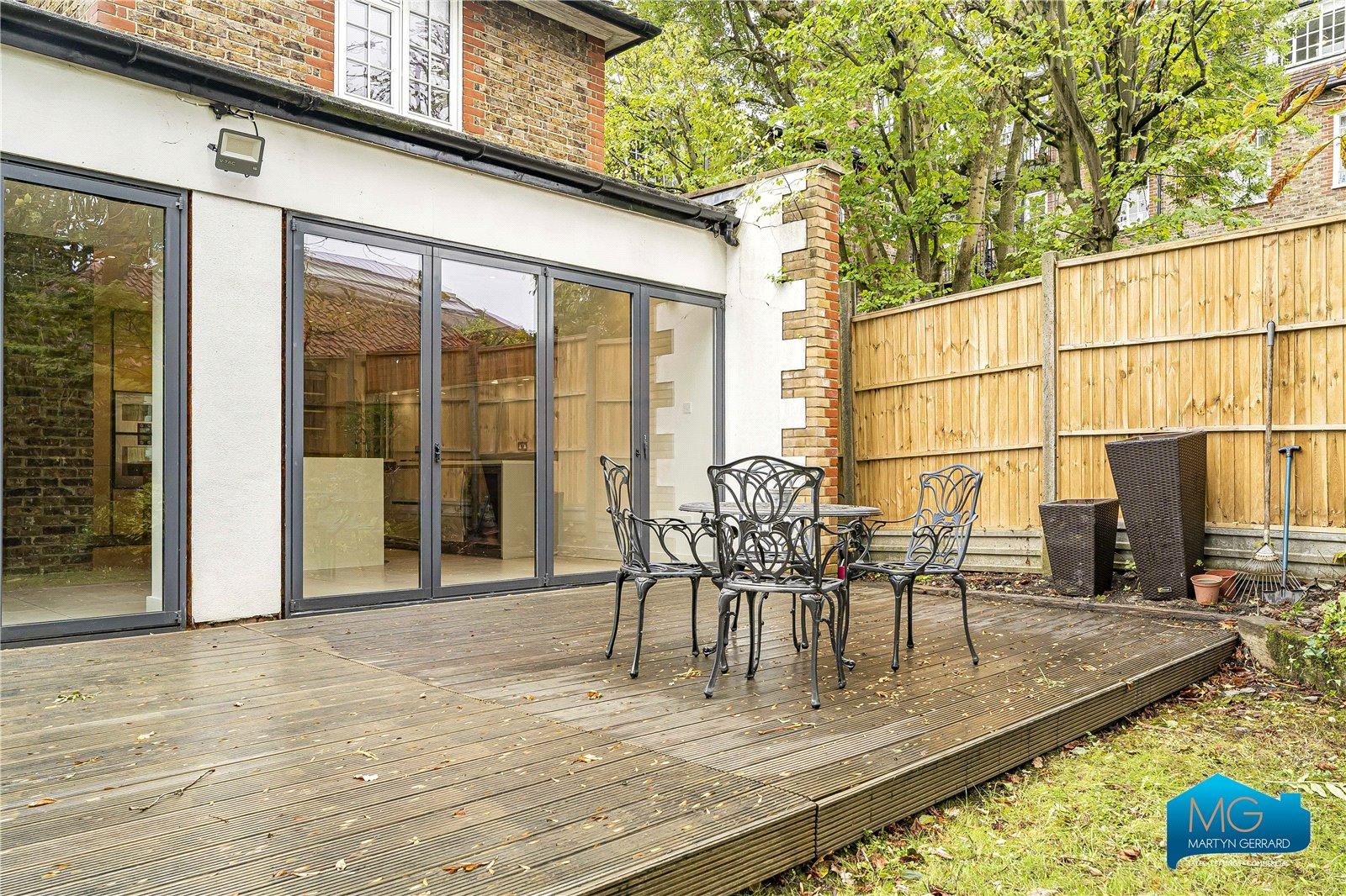 5 bedroom Detached House to rent - Martyn Gerrard