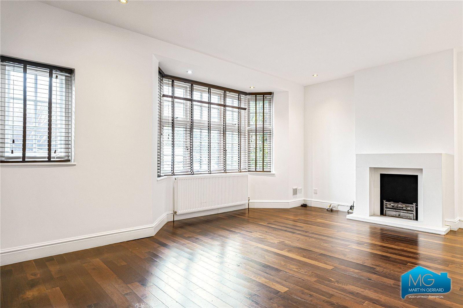 5 bedroom Detached House to rent - Martyn Gerrard
