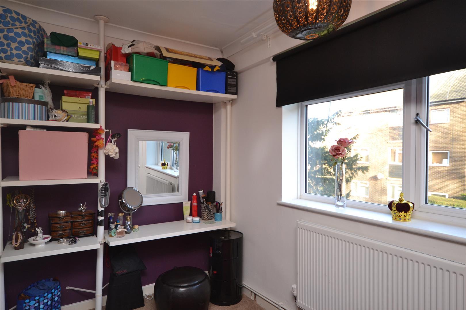 3 bedroom Apartment to rent - Martyn Gerrard