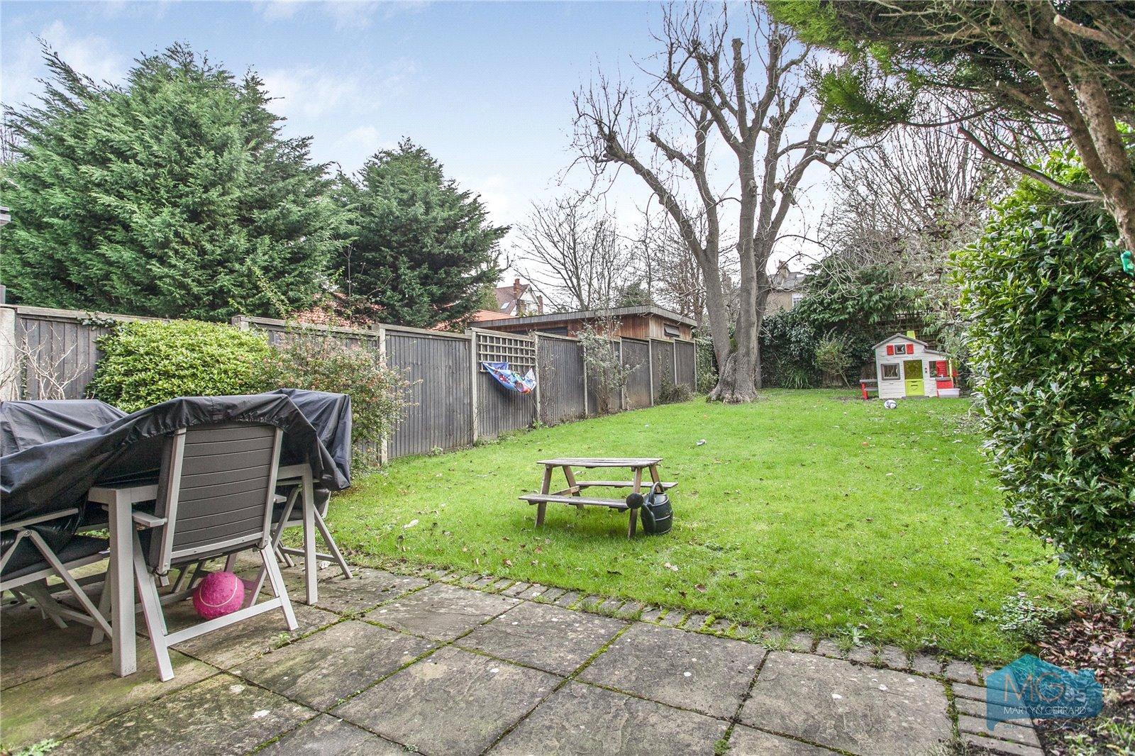 4 bedroom Terraced House to rent - Martyn Gerrard