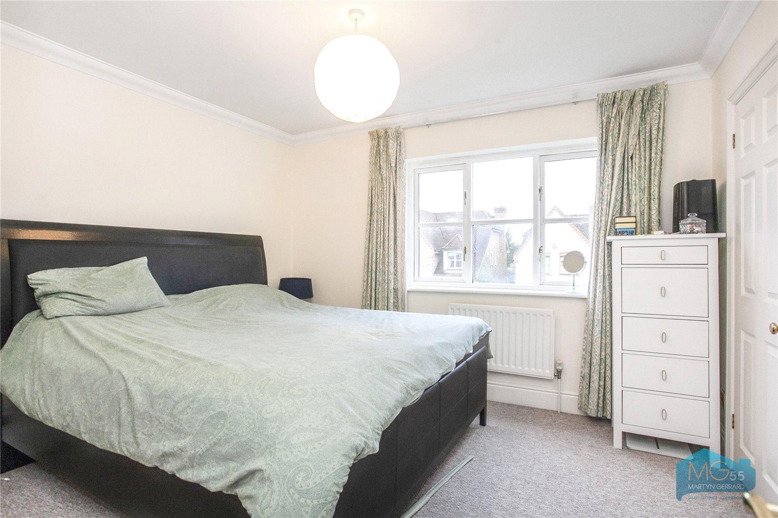 4 bedroom Terraced House to rent - Martyn Gerrard