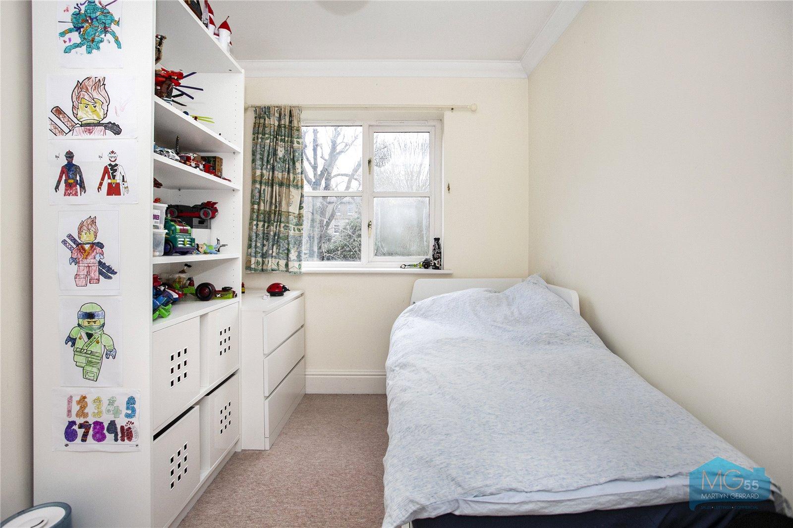 4 bedroom Terraced House to rent - Martyn Gerrard