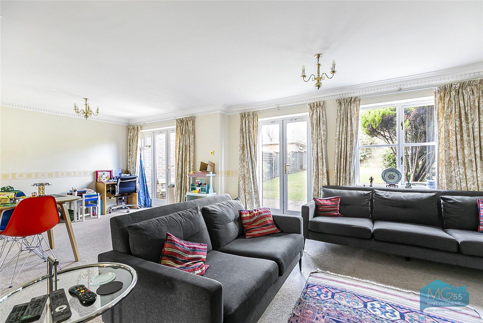 4 bedroom Terraced House to rent - Martyn Gerrard