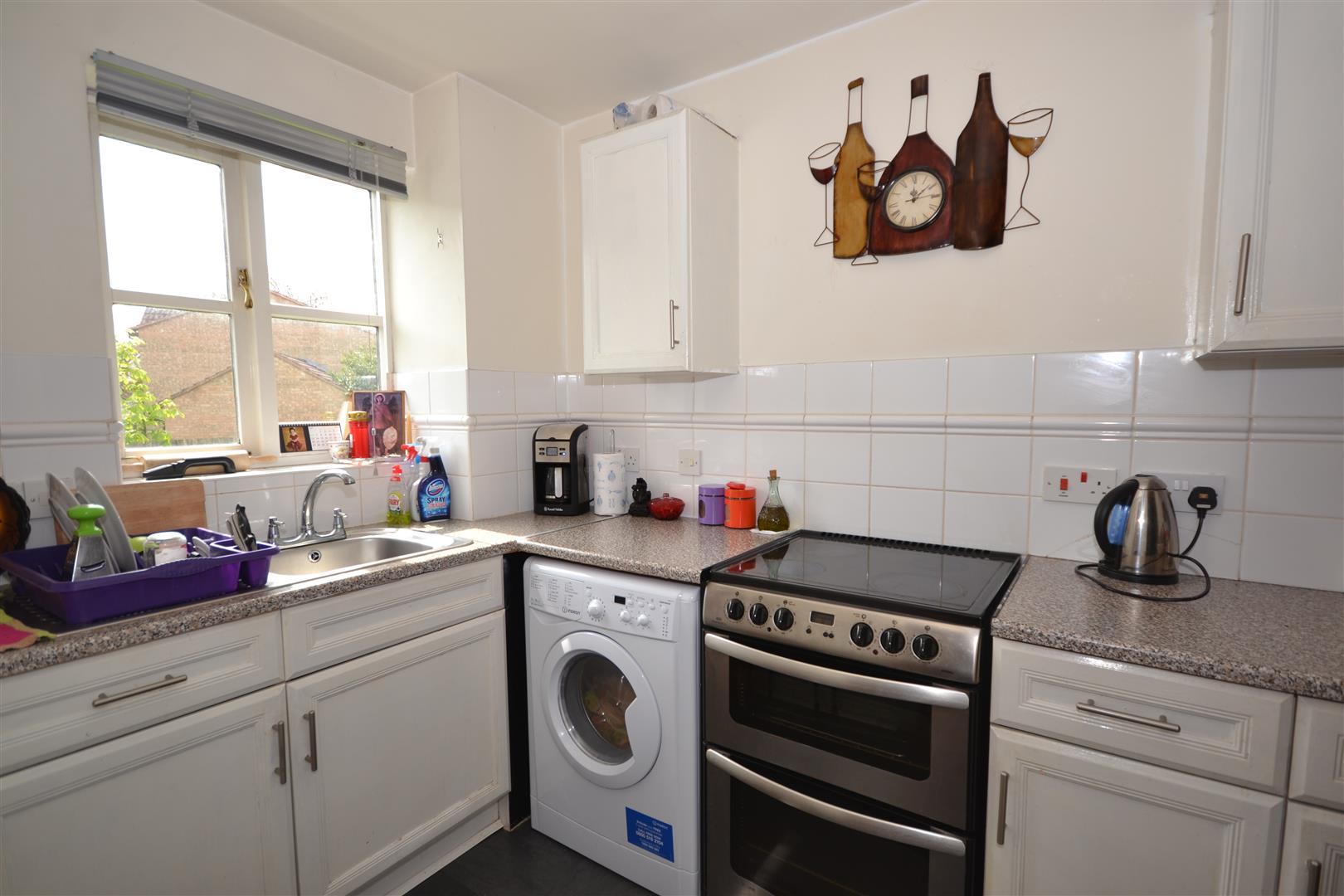 1 bedroom Apartment to rent + ' - Martyn Gerrard