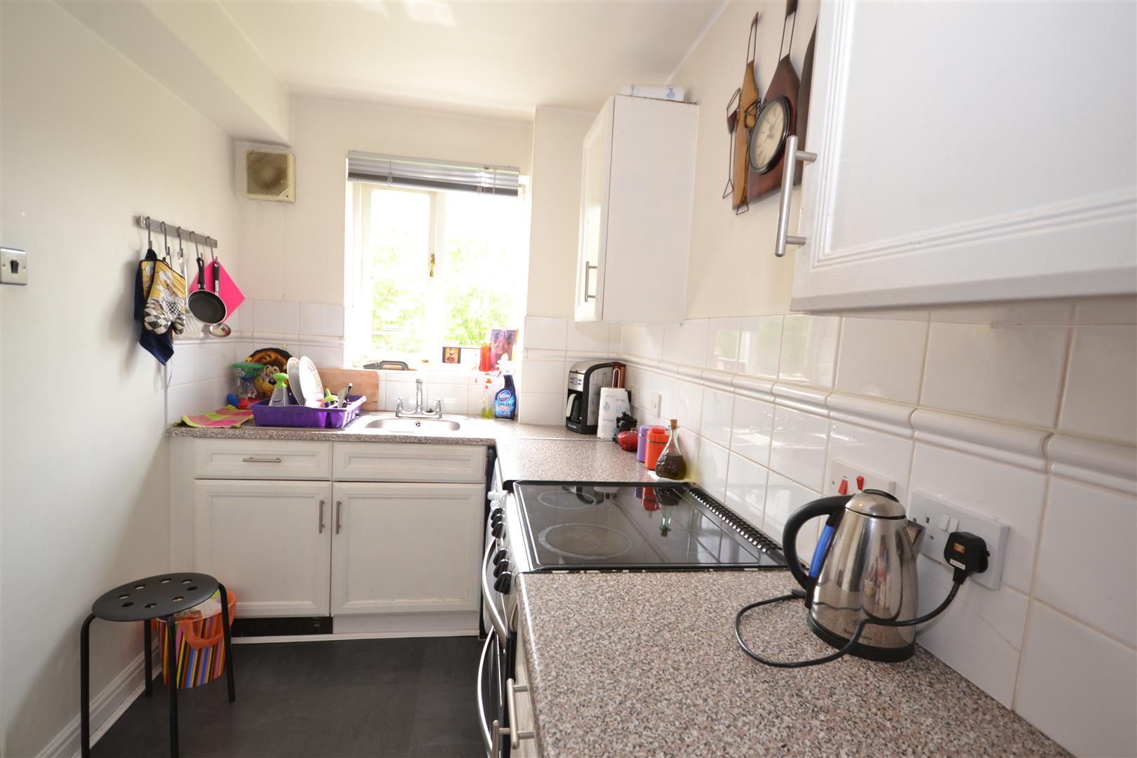 1 bedroom Apartment to rent - Martyn Gerrard