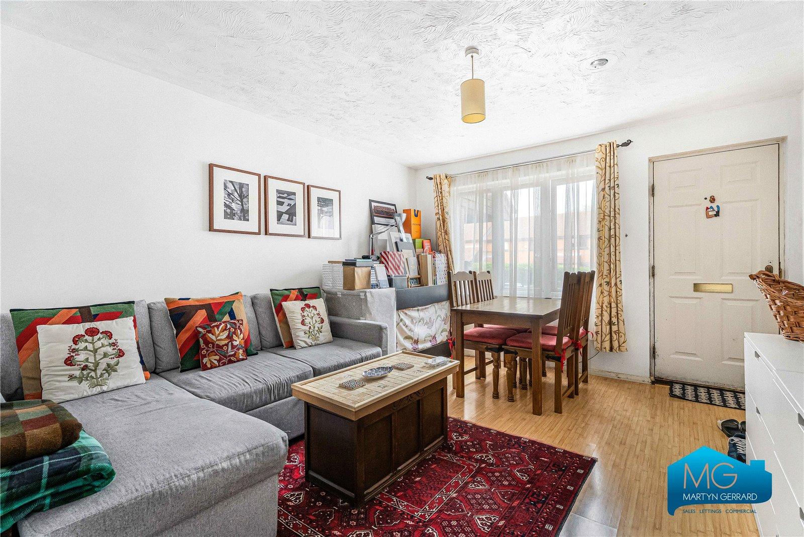 1 bedroom Ground Floor Flat to rent - Martyn Gerrard
