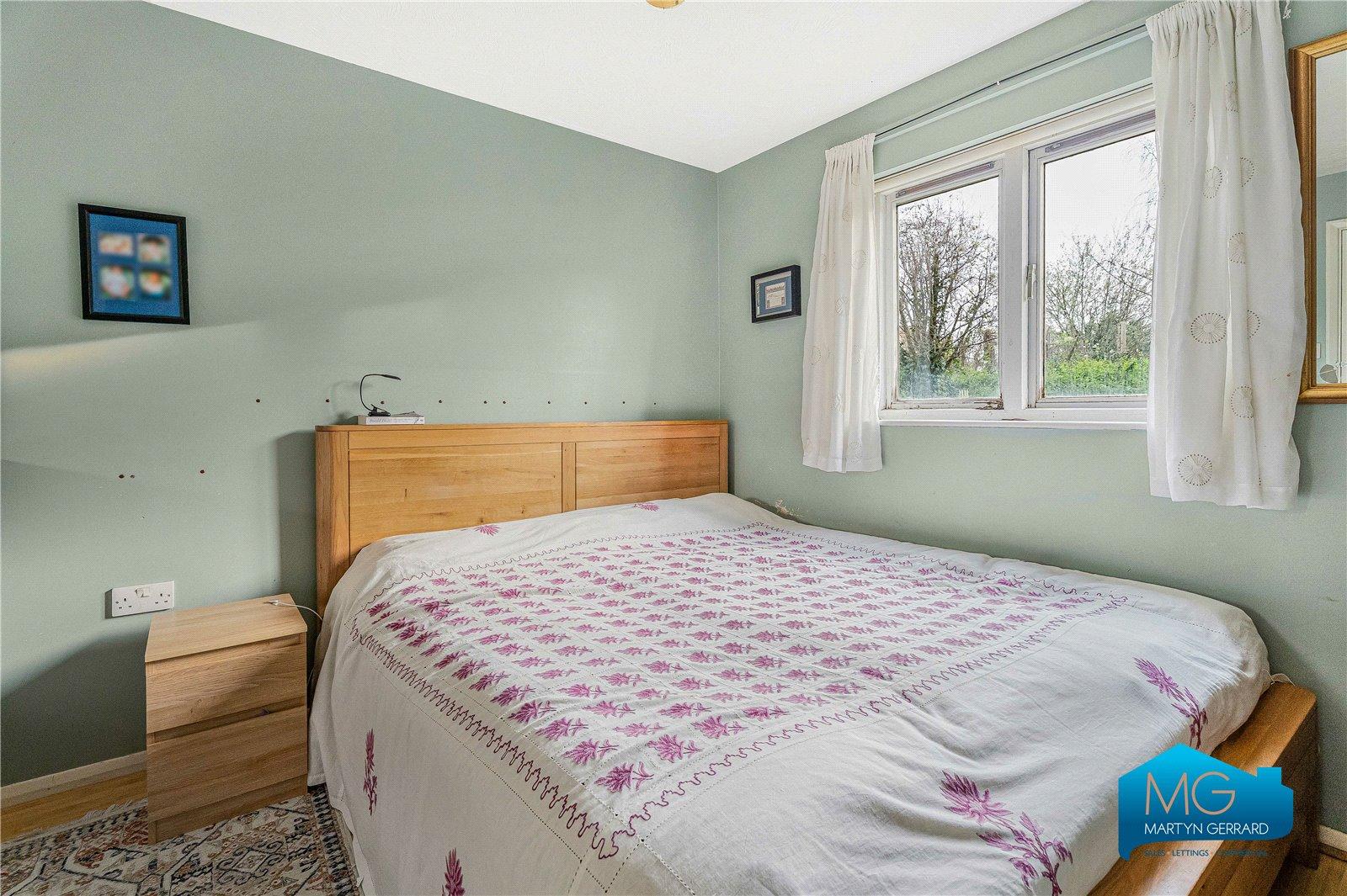 1 bedroom Ground Floor Flat to rent - Martyn Gerrard