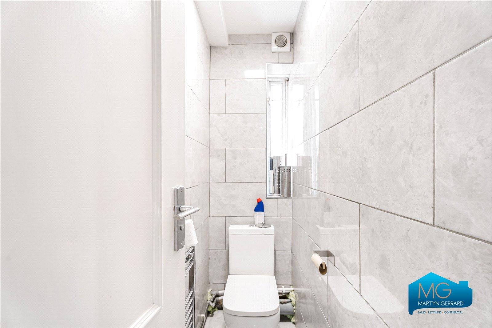 3 bedroom Apartment to rent - Martyn Gerrard