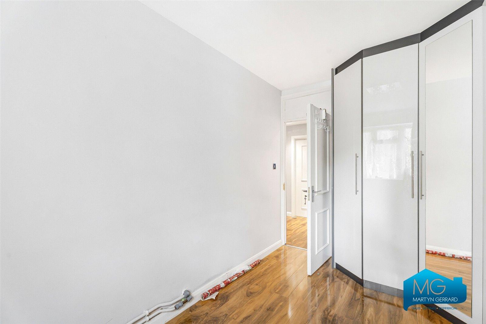 3 bedroom Apartment to rent - Martyn Gerrard