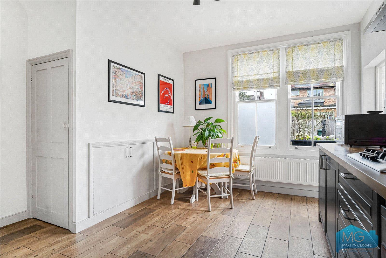 2 bedroom Ground Floor Flat for sale - Martyn Gerrard