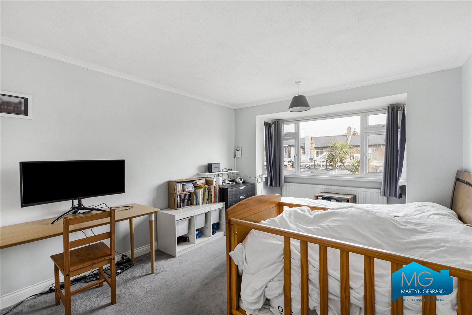2 bedroom Maisonette to rent - Martyn Gerrard