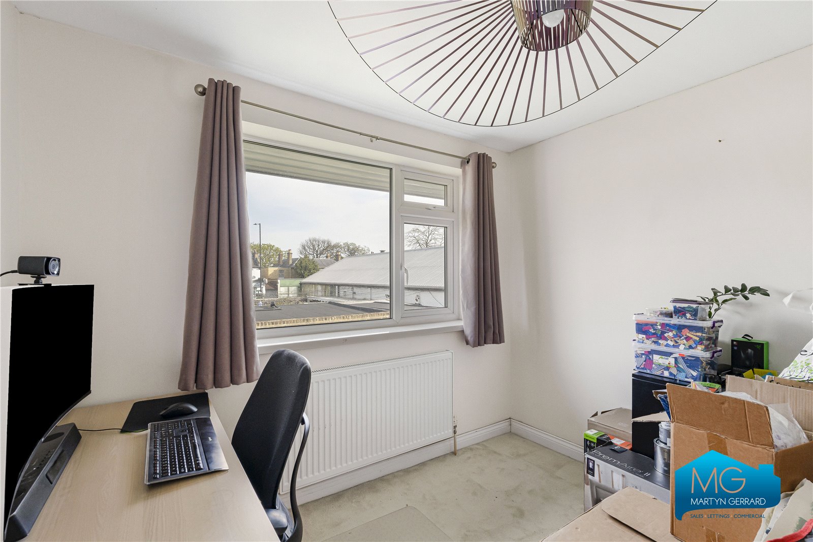 2 bedroom Maisonette to rent - Martyn Gerrard
