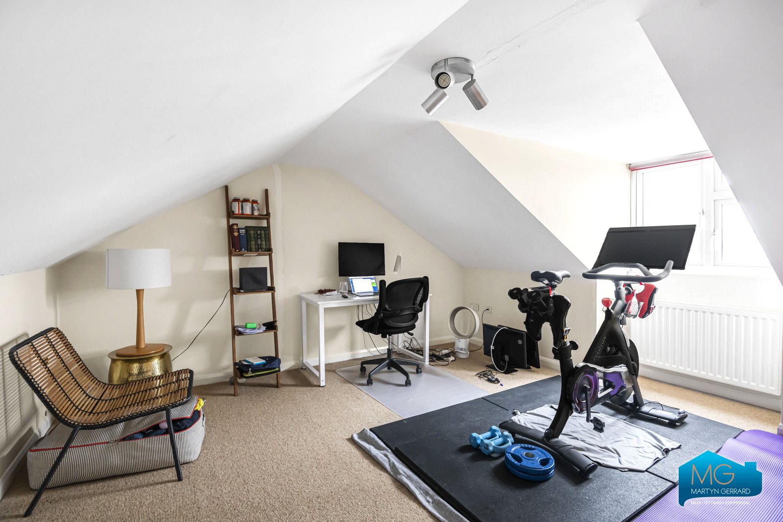 5 bedroom Terraced House for sale - Martyn Gerrard