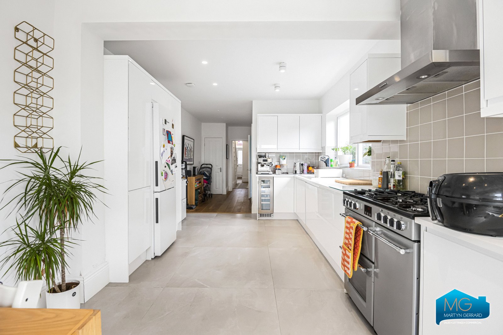 5 bedroom Terraced House for sale - Martyn Gerrard