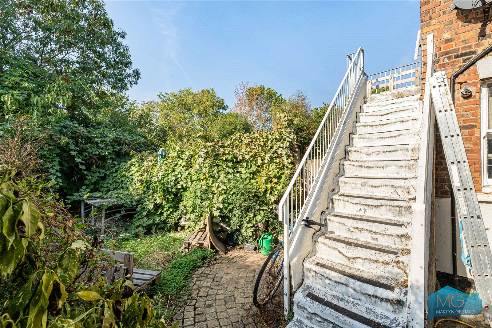 3 bedroom Maisonette for sale - Martyn Gerrard