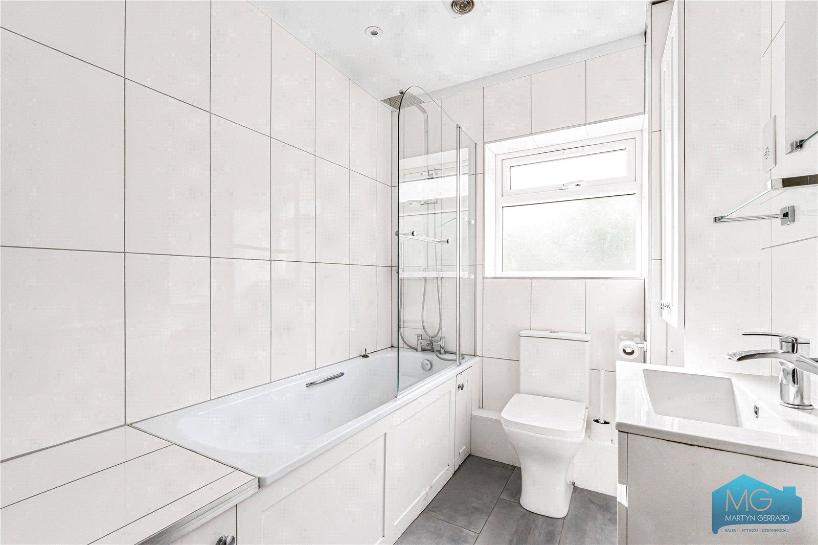 2 bedroom Terraced House for sale - Martyn Gerrard