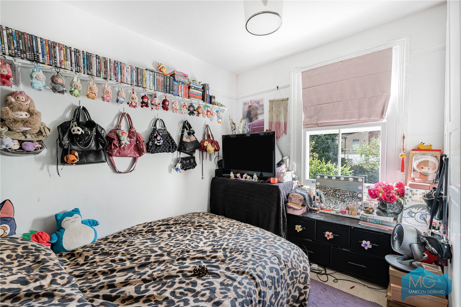 3 bedroom Terraced House for sale - Martyn Gerrard