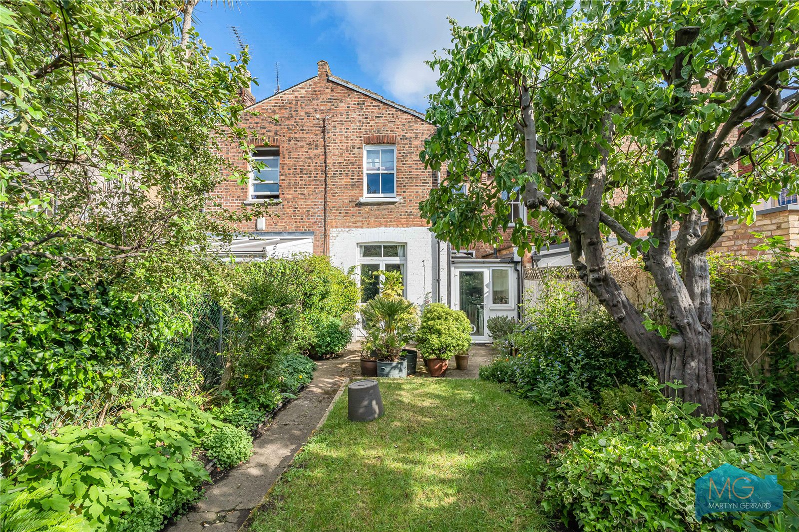 3 bedroom Terraced House for sale - Martyn Gerrard