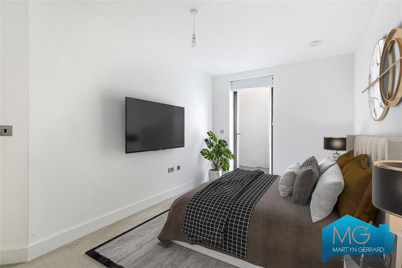 2 bedroom Ground Floor Flat to rent - Martyn Gerrard