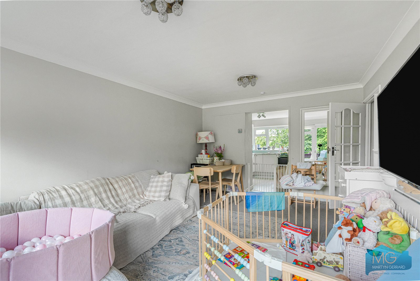 2 bedroom Apartment for sale - Martyn Gerrard
