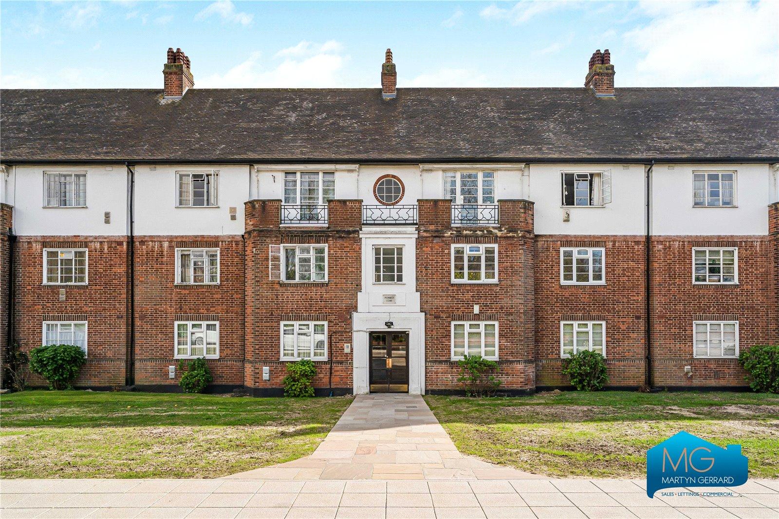 2 bedroom Apartment to rent - Martyn Gerrard