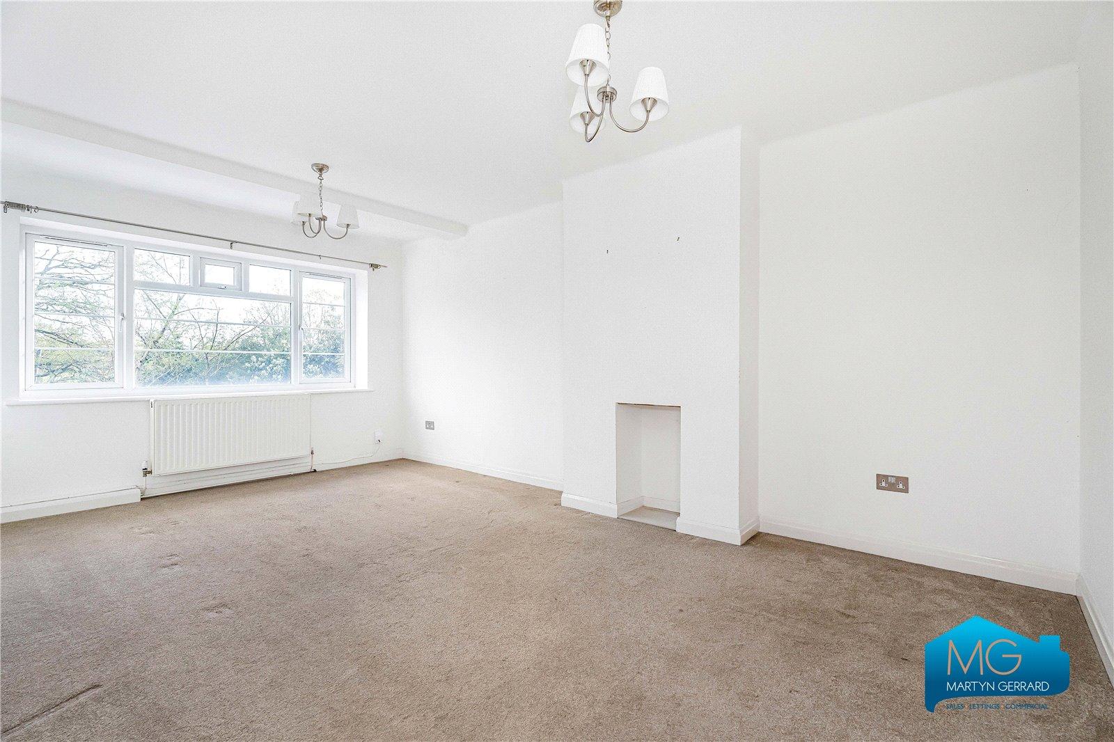 2 bedroom Apartment to rent - Martyn Gerrard