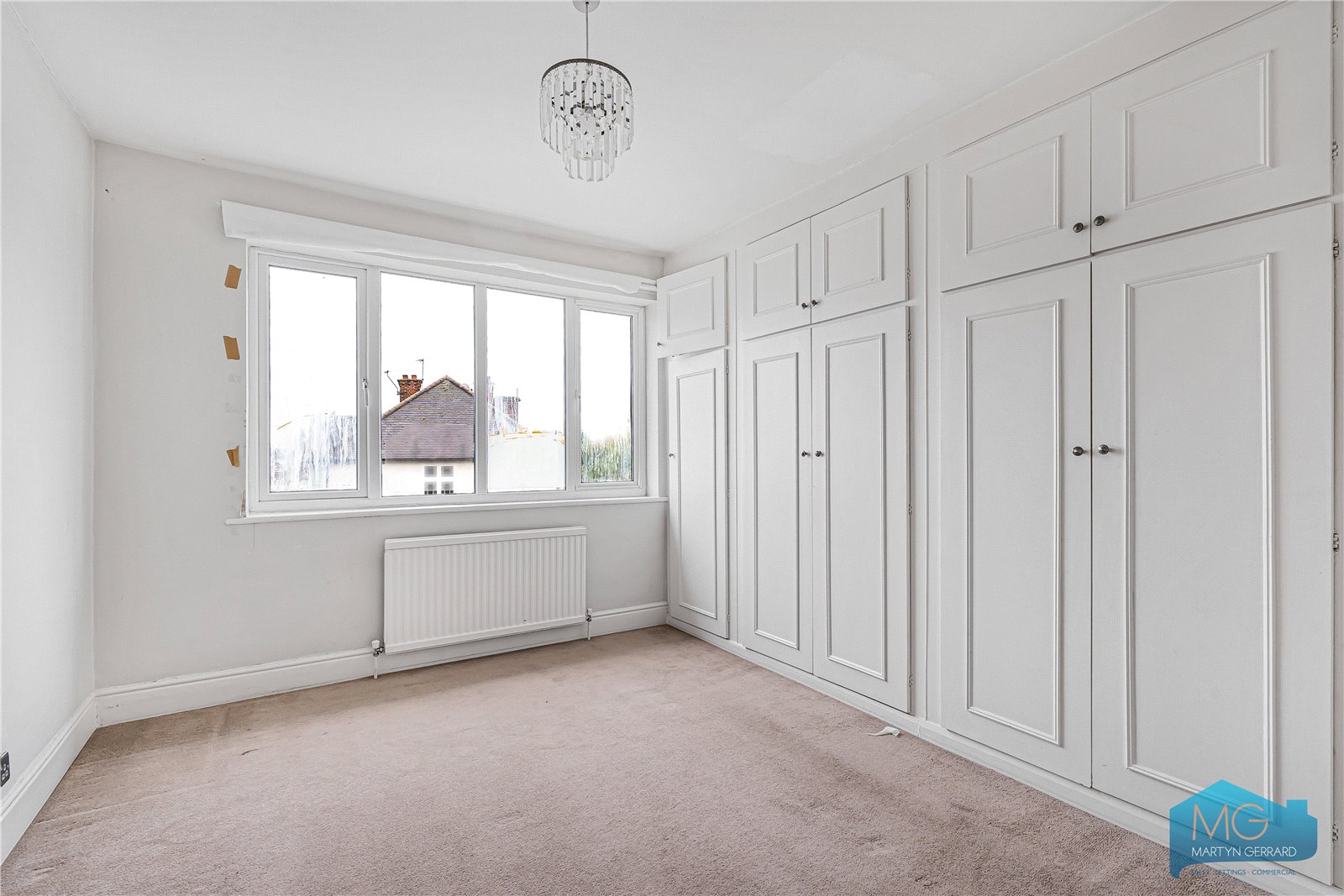 3 bedroom End of Terrace House for sale - Martyn Gerrard
