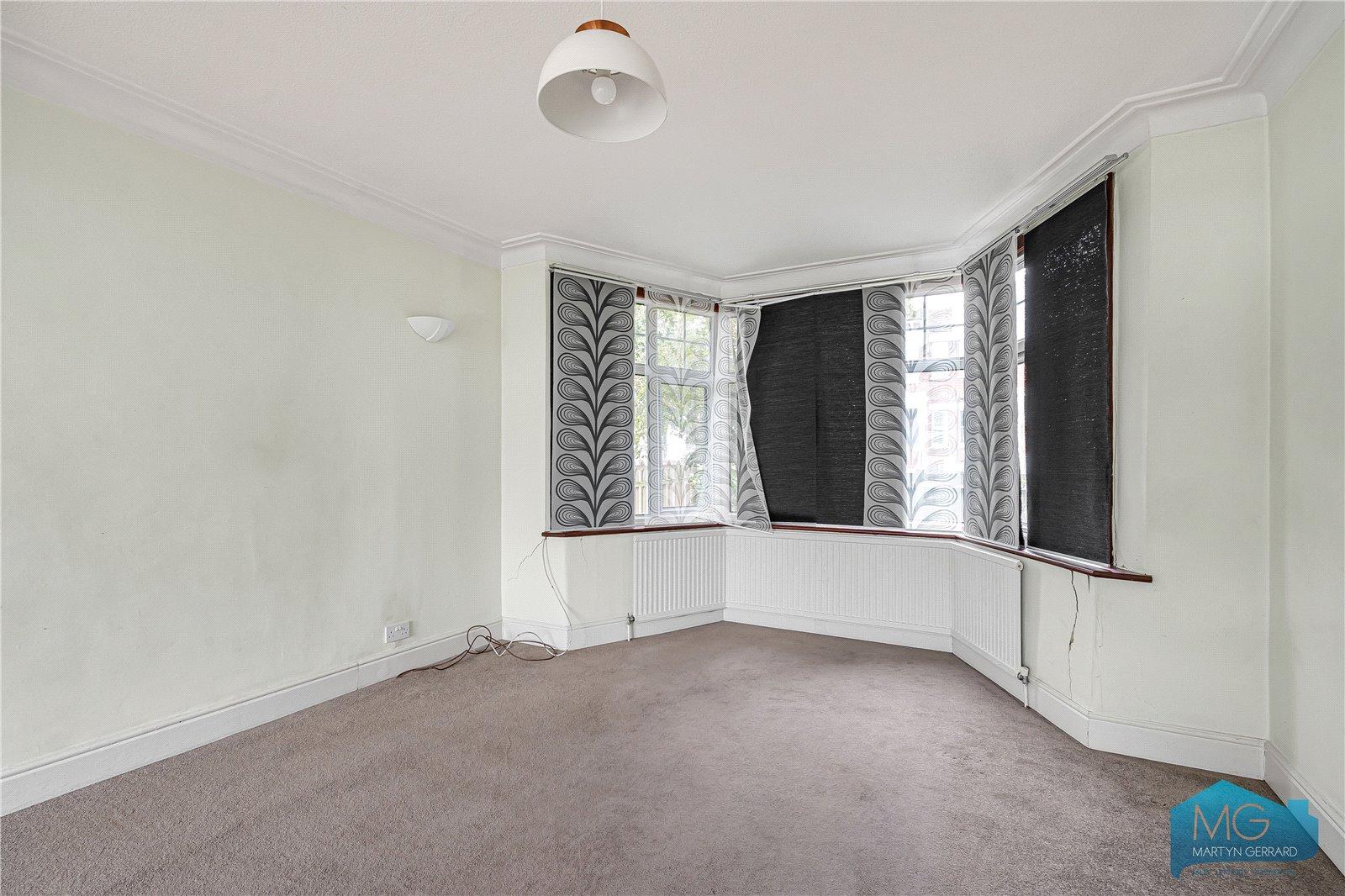 3 bedroom End of Terrace House for sale - Martyn Gerrard